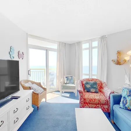 Bay Watch 1817 Hotel